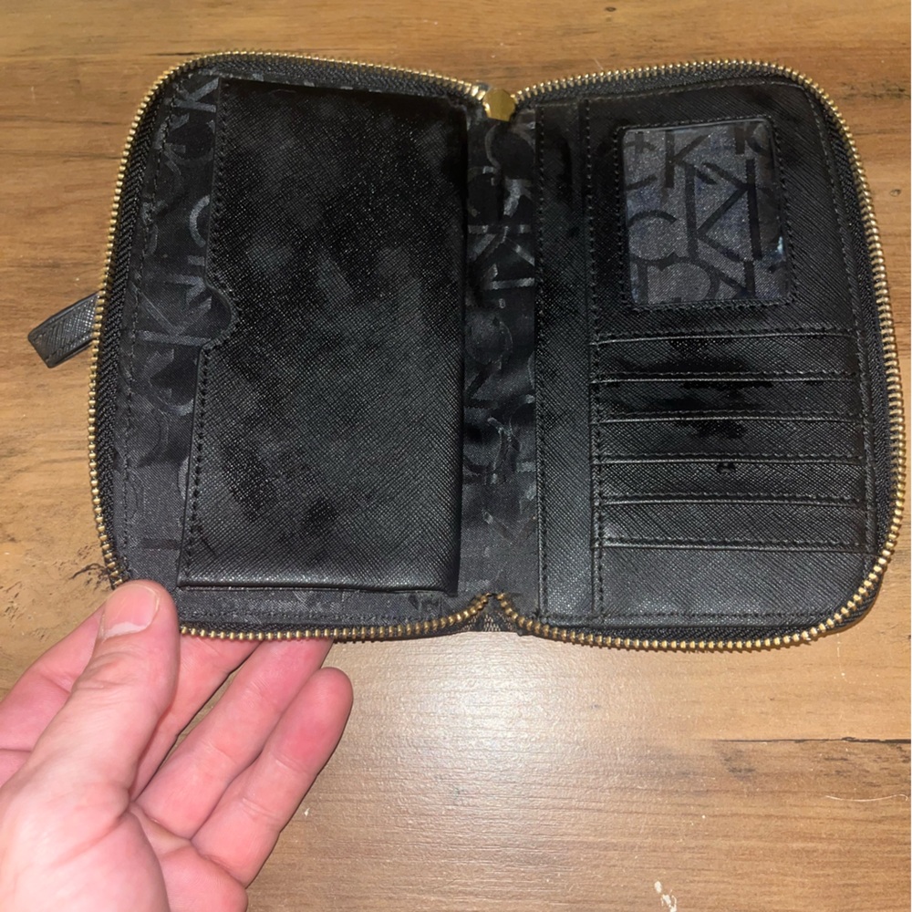 Calvin Klein Brown Clutch Wallet - Picture 3 of 3
